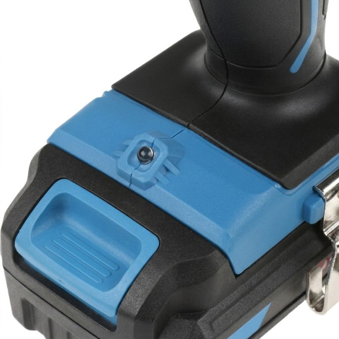 Дрель-шуруповерт Bull SR 1801