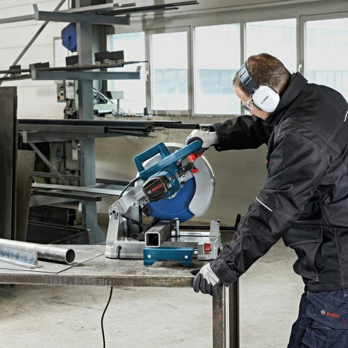 Монтажная (отрезная) пила Bosch GCD 12 JL Professional [0601B28000]