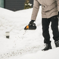 Разбрасыватель-сеялка Fiskars Solid 1057076
