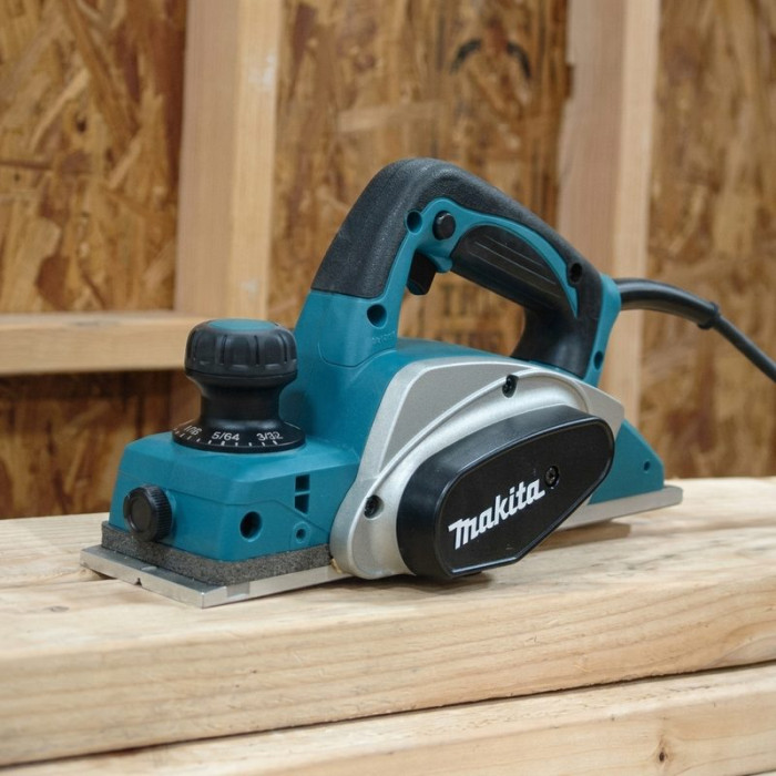 Рубанок Makita KP0800