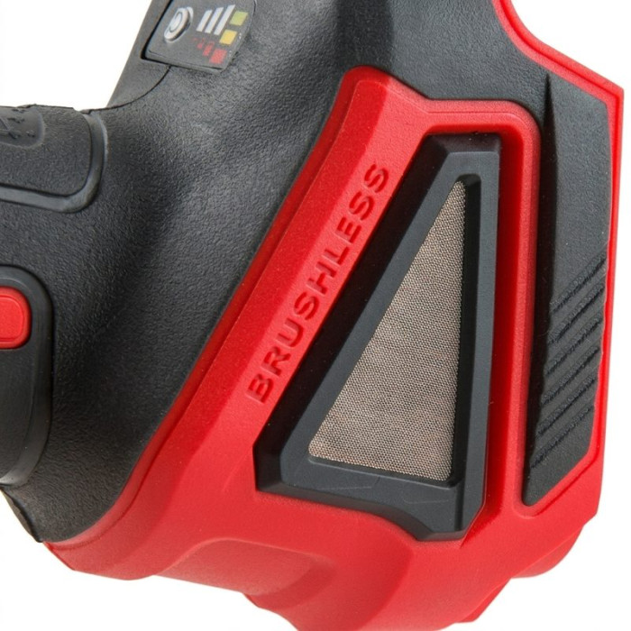Угловая шлифмашина Wortex CAG 1812 E CAG1812E00029