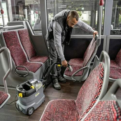 Пылесос Karcher Puzzi 8/1 C 1.100-240.0
